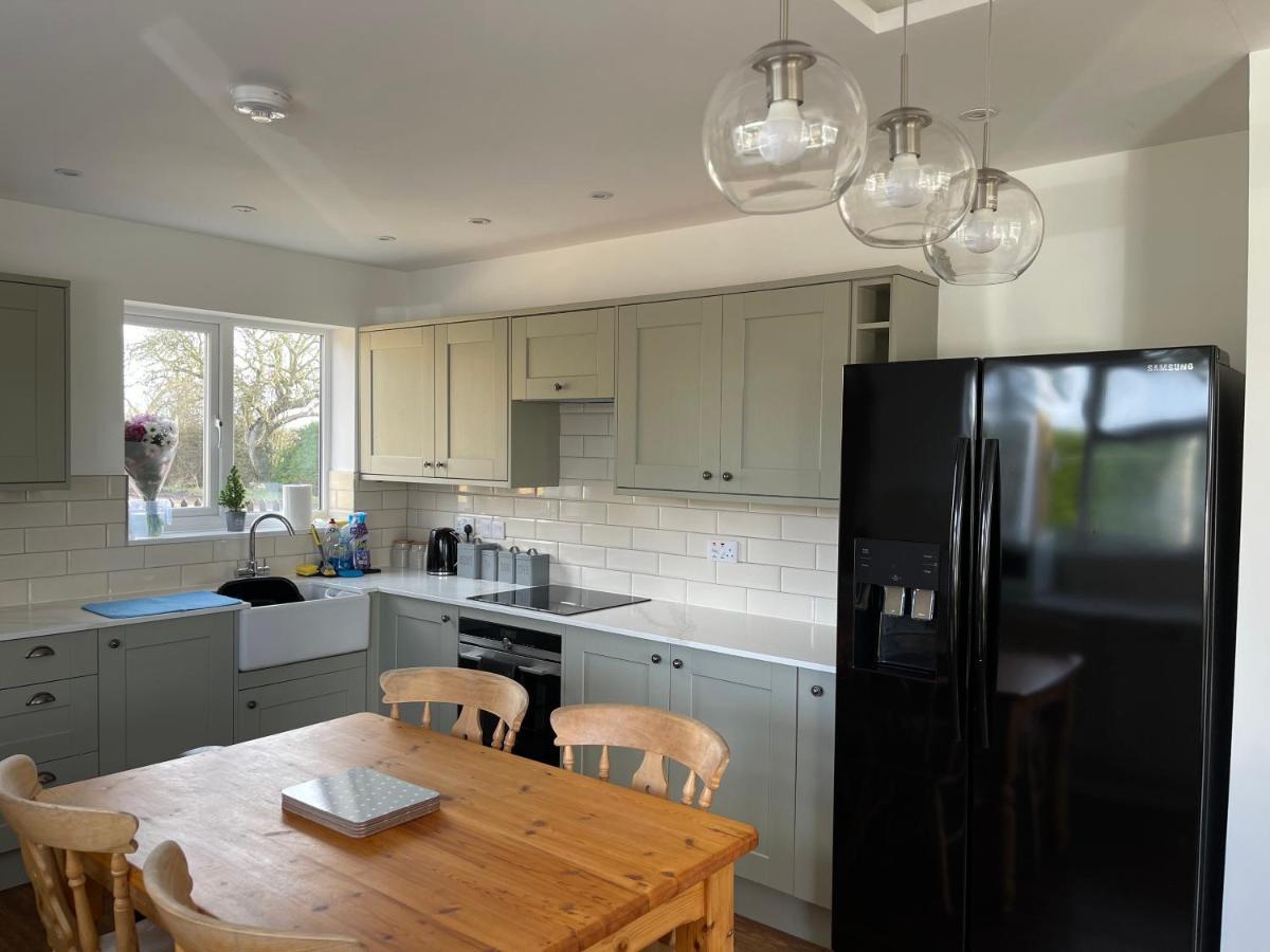 2 Bedroom Detached Bungalow With Hot Tub And Secure Garden And Parking - Pet Friendly On 7 Acres Of Land 보스턴 외부 사진